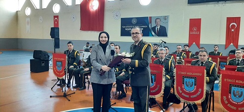 Kaymakamımız Sayın Rabia NAÇAR ÇANAKCIOĞLU, 5. Kolordu Bölge Bando Komutanlığı tarafından düzenlenen konser programına katıldı
